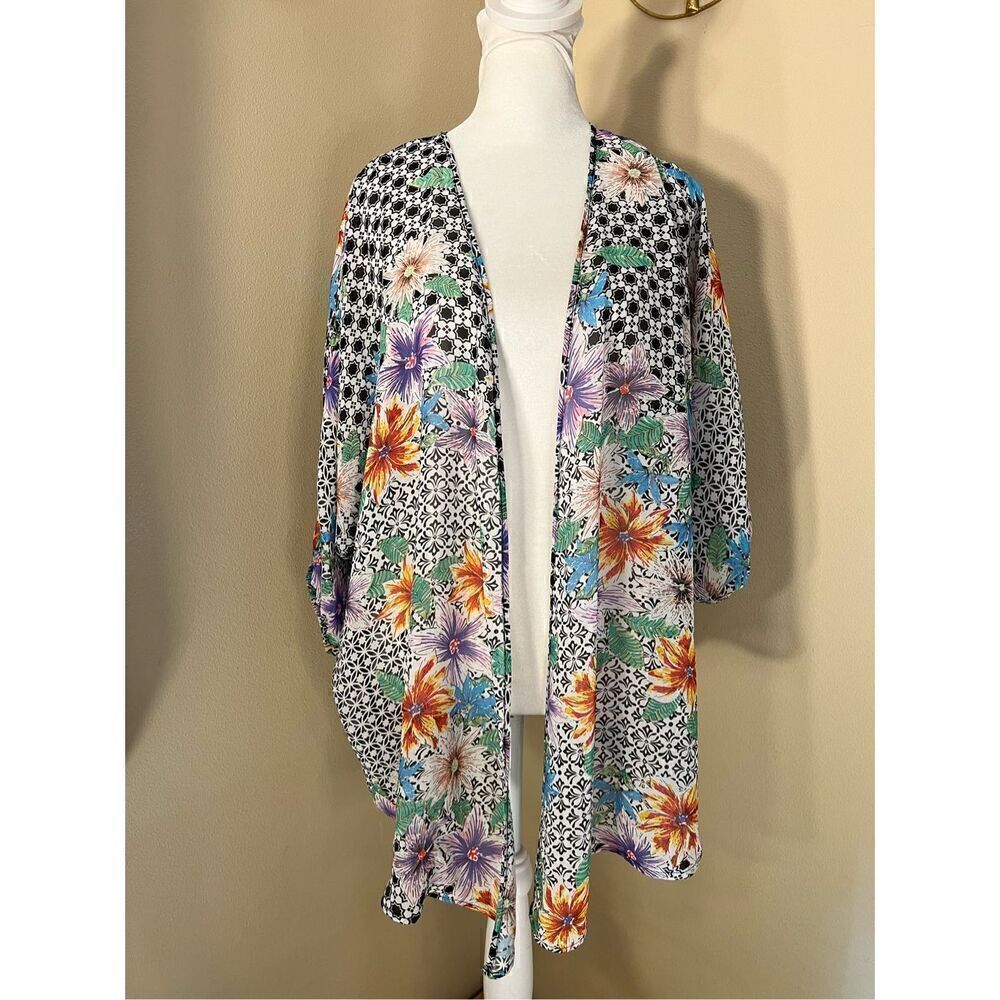 Happening In The Present Semi Sheer Floral Half Sleeve Kimono Cardigan Size M